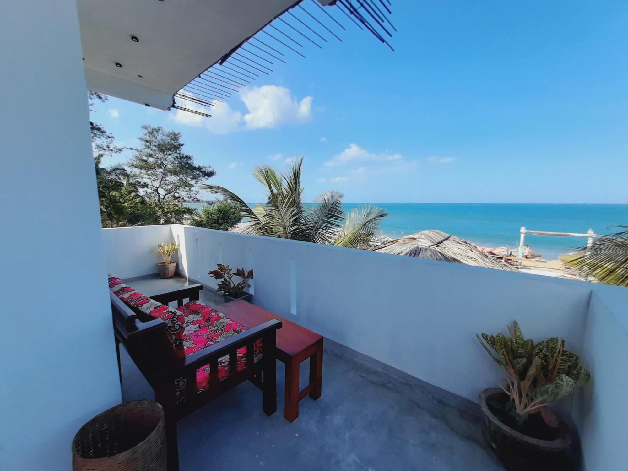 Hotel Feel The Waves Arugam Bay Exterior foto