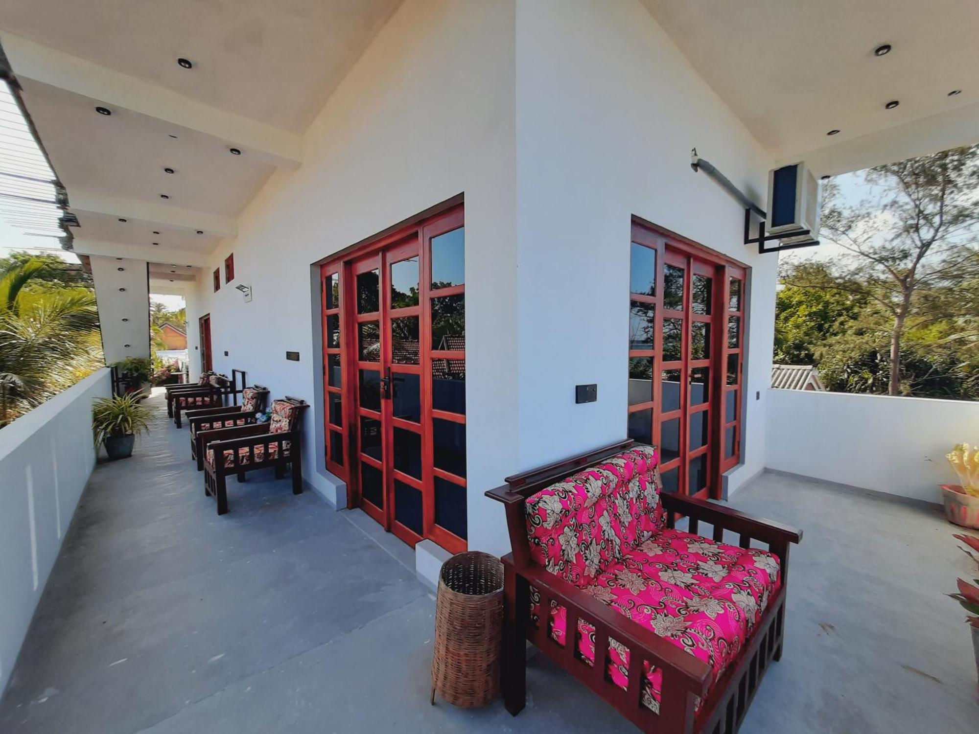 Hotel Feel The Waves Arugam Bay Exterior foto