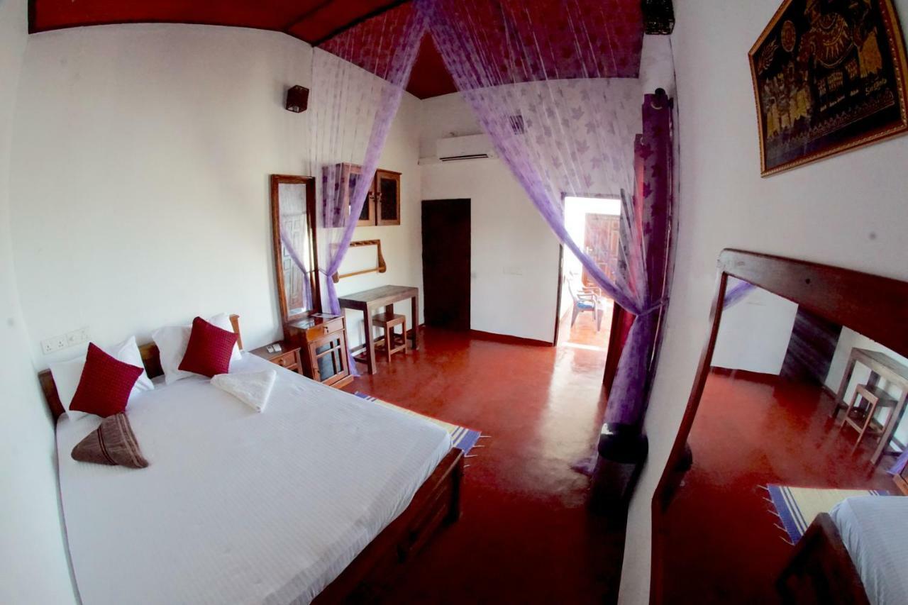 Hotel Feel The Waves Arugam Bay Exterior foto