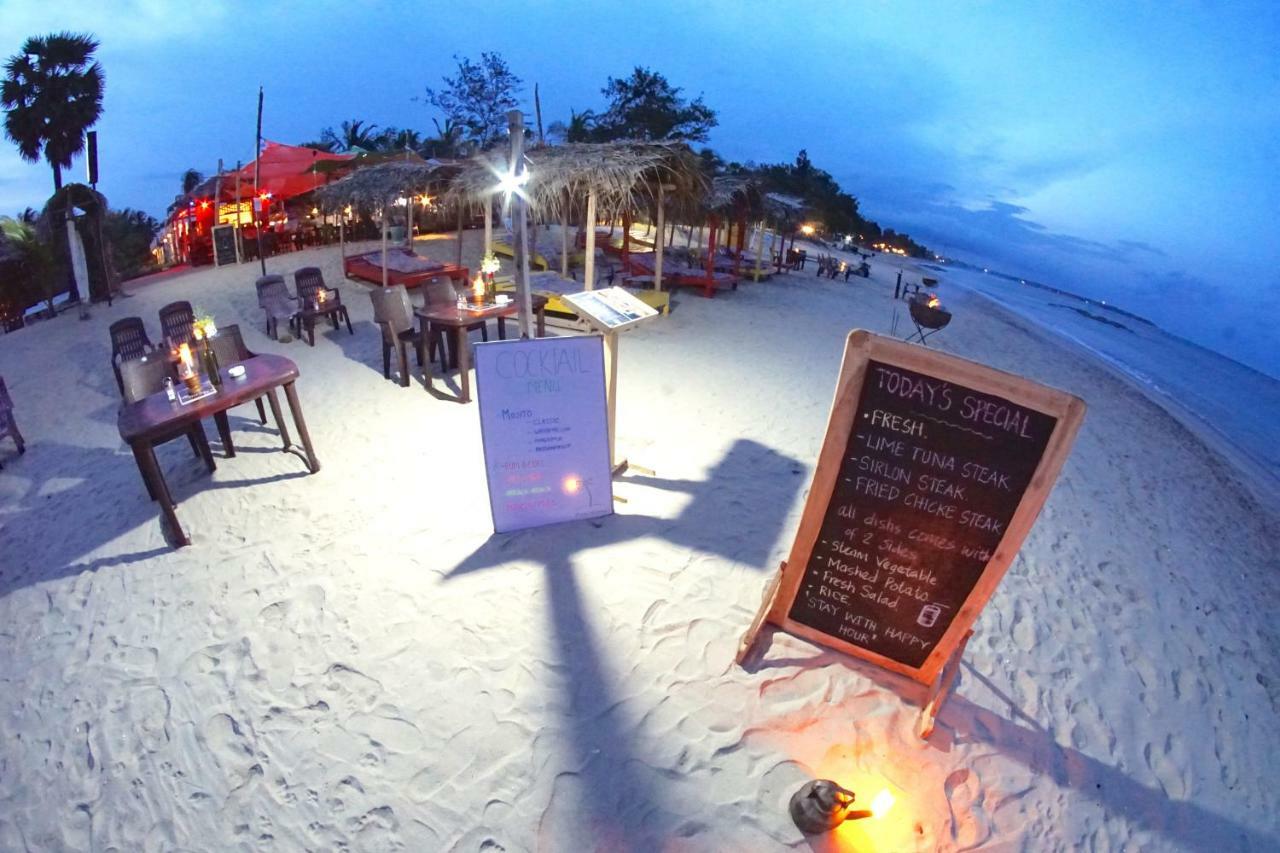 Hotel Feel The Waves Arugam Bay Exterior foto